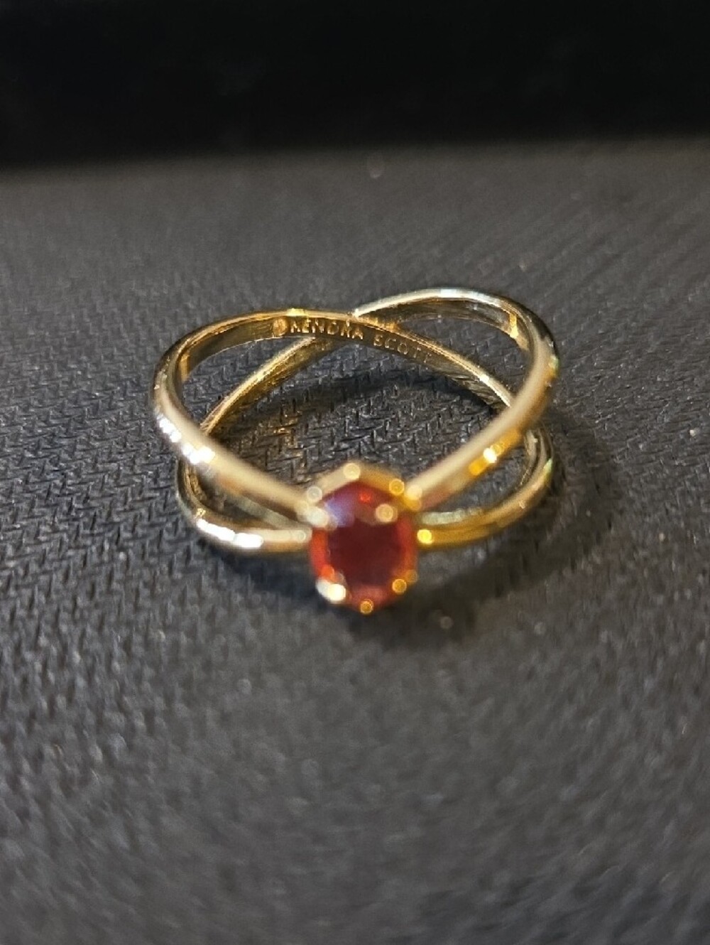 Kendra Scott "Emilie" Gold Double Band Ring in Azalea Illusion - Picture 3 of 4